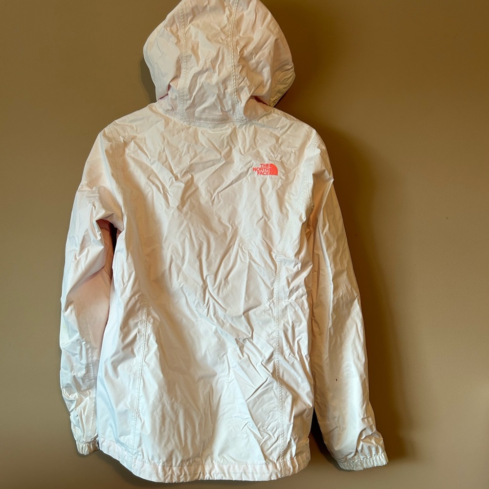 North face white women’s jacket. Rain coat. Windbreaker.